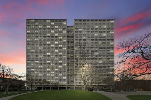 4800 S Lake Park Unit 1304, Chicago, IL 60615