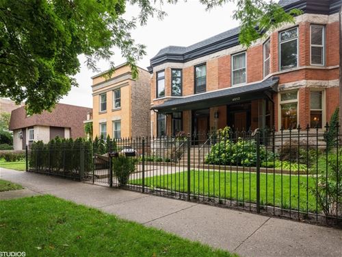 4052 N Paulina, Chicago, IL 60613