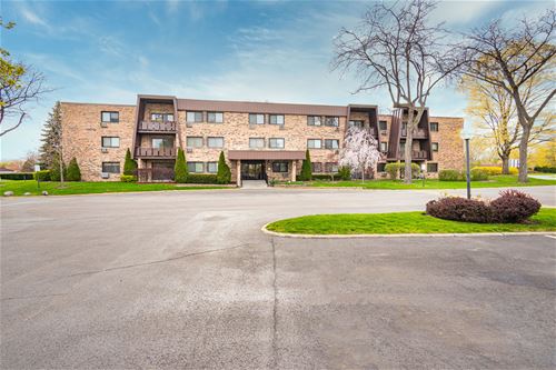 1205 E Hintz Unit 312, Arlington Heights, IL 60004