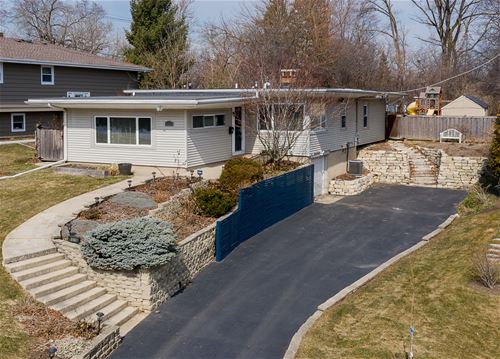 1016 Blanchard, Downers Grove, IL 60516