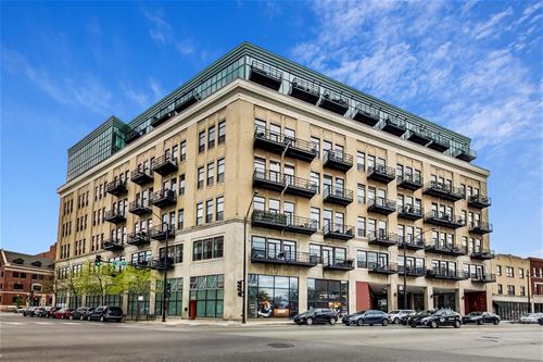 1645 W Ogden Unit 822, Chicago, IL 60607