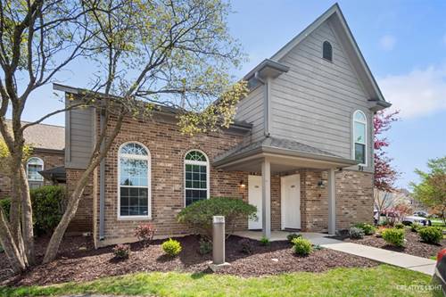 31 Foxcroft Unit 203, Naperville, IL 60565