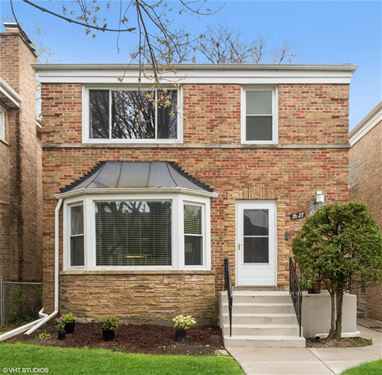 2627 W Jerome, Chicago, IL 60645