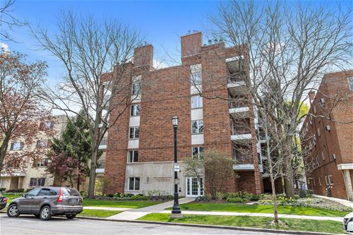 2720 Central Unit 4D, Evanston, IL 60201