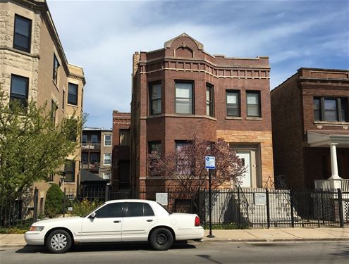 2619 N Kimball, Chicago, IL 60647