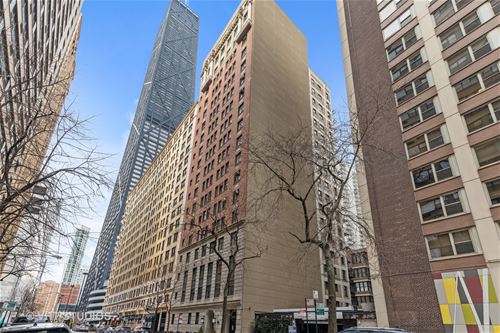 222 E Chestnut Unit 7B, Chicago, IL 60611