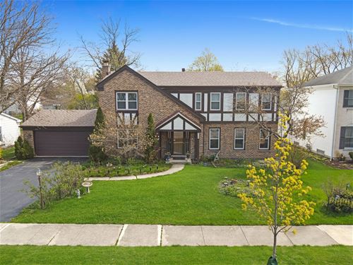 4121 Roslyn, Downers Grove, IL 60515