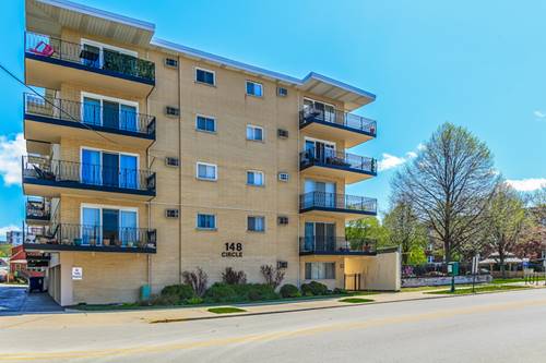 148 Circle Unit 305, Forest Park, IL 60130