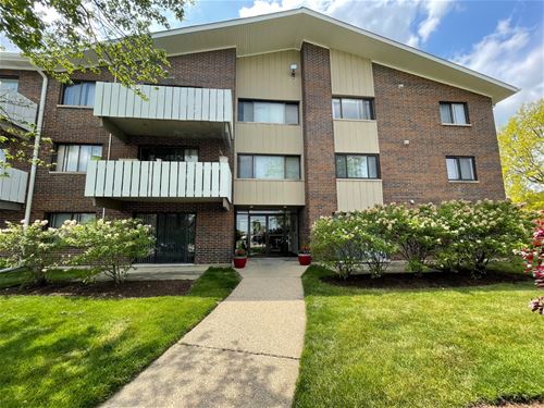 1000 Bayside Unit 303, Palatine, IL 60074