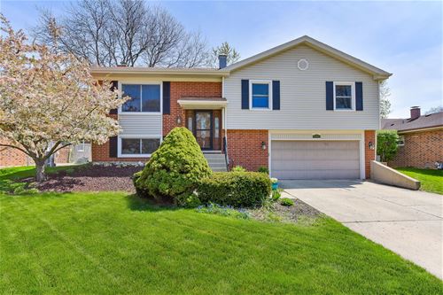 1411 Wales, Wheaton, IL 60189