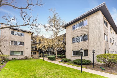 1325 W Birchwood Unit 2E, Chicago, IL 60626