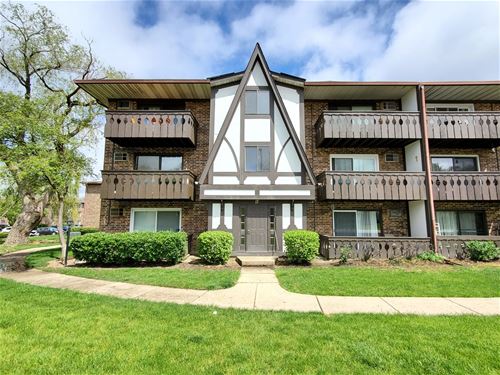 17 Crestview Unit 1, Vernon Hills, IL 60061