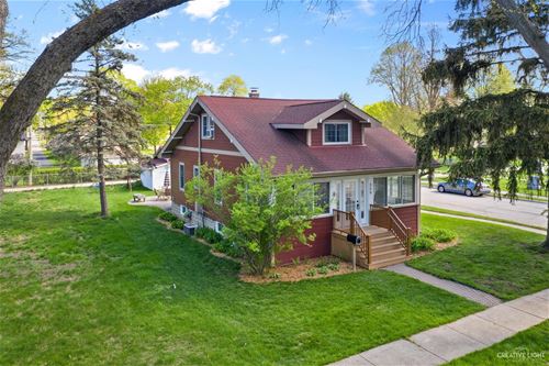 359 Fairview, West Chicago, IL 60185