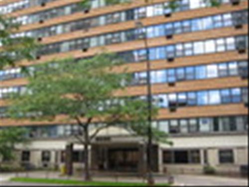 6030 N Sheridan Unit 104, Chicago, IL 60660