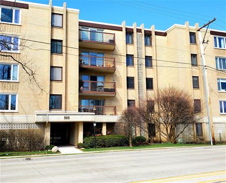 900 S River Unit 3A, Des Plaines, IL 60016