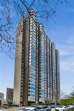 525 W Hawthorne Unit 1605, Chicago, IL 60657