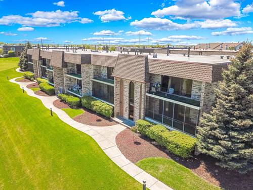 15701 Foxbend Unit 1N, Orland Park, IL 60462