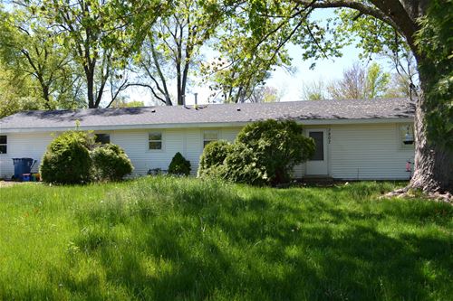 1805/1807 W Southmor, Morris, IL 60450