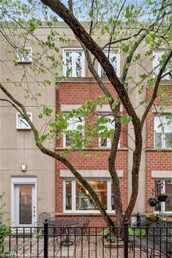 3900 N Fremont Unit D, Chicago, IL 60613