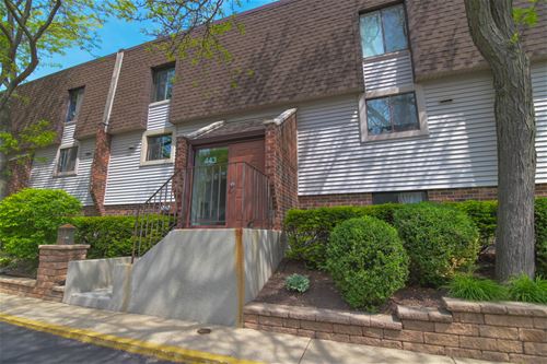 443 Elm Unit 3D, Deerfield, IL 60015