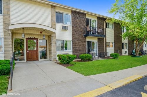 8808 N Leslie Unit 2A, Des Plaines, IL 60016