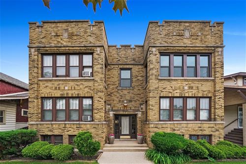 930 S Humphrey Unit 2S, Oak Park, IL 60304