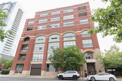 2001 S Calumet Unit 209, Chicago, IL 60616