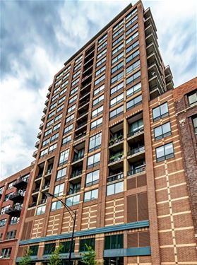 400 W Ontario Unit 701, Chicago, IL 60654