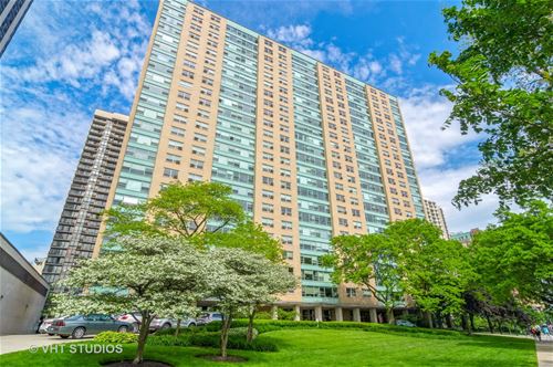 3180 N Lake Shore Unit 12D, Chicago, IL 60657