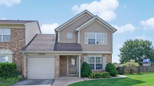 1258 Robin, Carol Stream, IL 60188