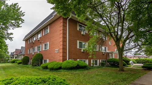 727 S Maple Unit 205, Oak Park, IL 60304