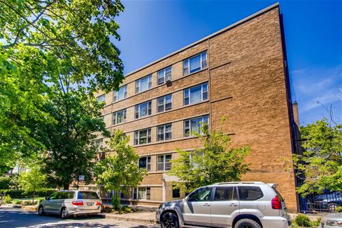 2424 W Estes Unit 3B, Chicago, IL 60645