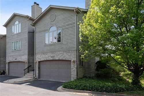 1825 Wilmette Unit A, Wilmette, IL 60091