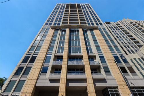 700 N Larrabee Unit 1613, Chicago, IL 60654