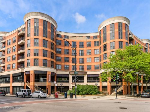 350 W Belden Unit 402, Chicago, IL 60614