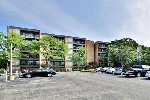 5950 Oakwood Unit 1G, Lisle, IL 60532