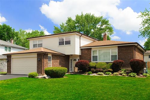 202 W Appletree, Arlington Heights, IL 60004