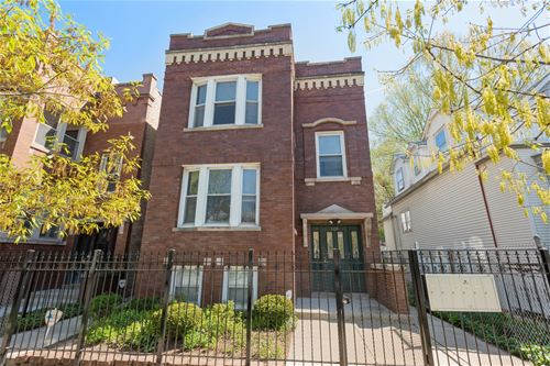 3319 W Belden, Chicago, IL 60647