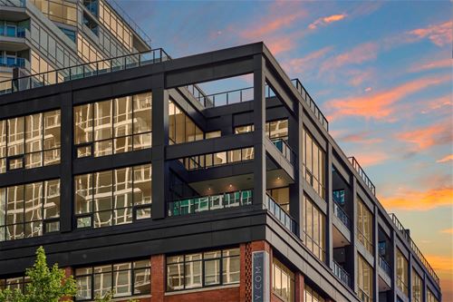 676 N Kingsbury Unit PH608, Chicago, IL 60654