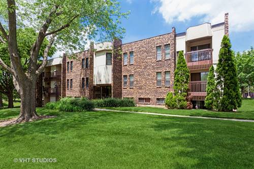 2287 Country Club Unit 25, Woodridge, IL 60517