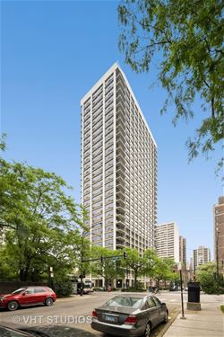 88 W Schiller Unit 1908, Chicago, IL 60610