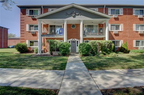 100 E Lillian Unit 1B, Arlington Heights, IL 60004