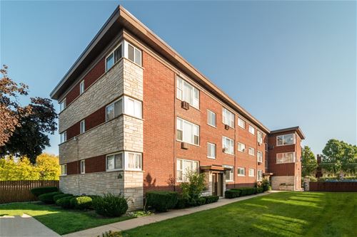 7209 Division Unit B3, River Forest, IL 60305