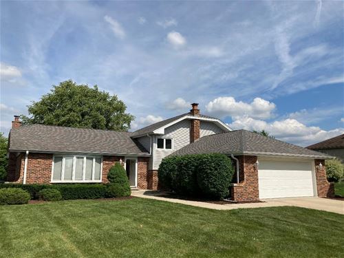 15327 Royal Foxhunt, Orland Park, IL 60462