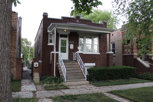 2639 Cuyler, Berwyn, IL 60402