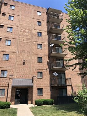 5970 Lakebluff Unit 501, Tinley Park, IL 60477