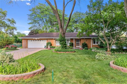 1S681 Westview, Lombard, IL 60148