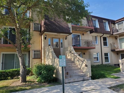 804 N River Unit 2C, Mount Prospect, IL 60056