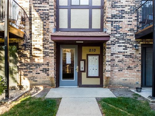 210 Klein Creek Unit 5E, Carol Stream, IL 60188