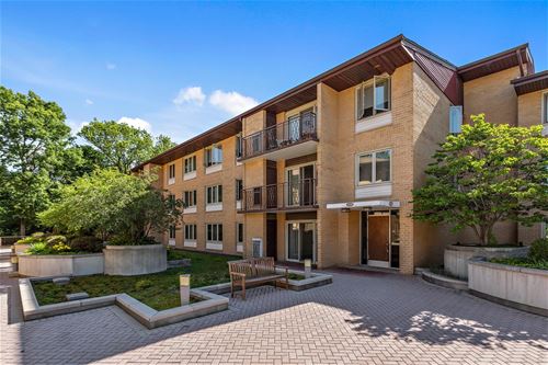 2420 W Talcott Unit 214, Park Ridge, IL 60068